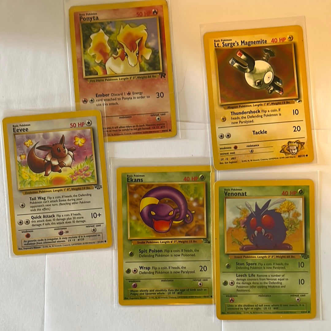 5 vintage Pokémon cards